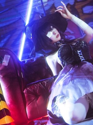 蠢沫沫 – 2024年会员 六花万圣_002