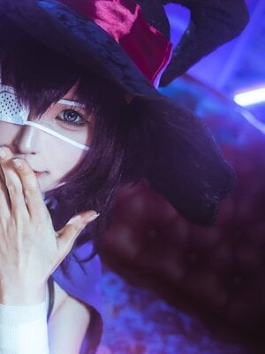 蠢沫沫 – 2024年会员 六花万圣_009