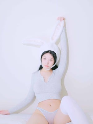 Yeon Woo - Terrace_004