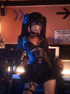 蠢沫沫 – 黑岩射手_2