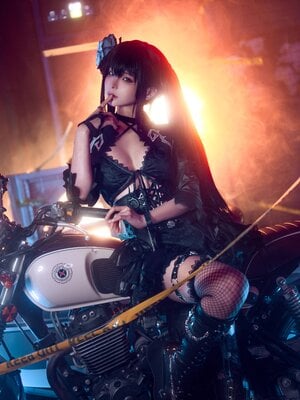 蠢沫沫 – 黑岩射手_10