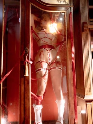 蠢沫沫 – 《橱窗娃娃》_080