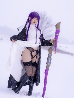 Fantasy Factory - Fern Snow_06