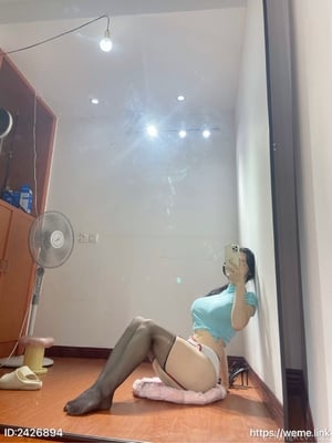 微密圈巨乳肥臀红人【笨蛋初初】_34