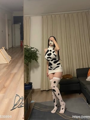 微密圈巨乳肥臀红人【笨蛋初初】_58