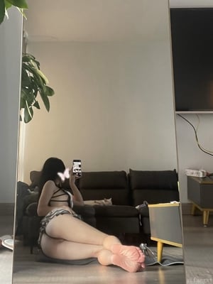 微密圈巨乳肥臀红人【笨蛋初初】_95