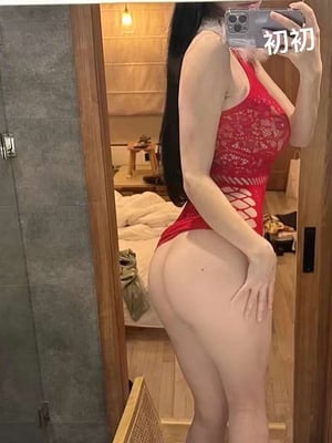 微密圈巨乳肥臀红人【笨蛋初初】_2048.cc-(187)