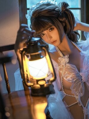 蠢沫沫 –  四月T1订阅《蛾》_C (33)