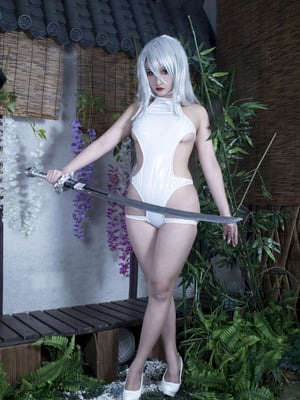 洛璃LoLiSAMA - 尼尔：机械纪元 A2 白色竞泳_04