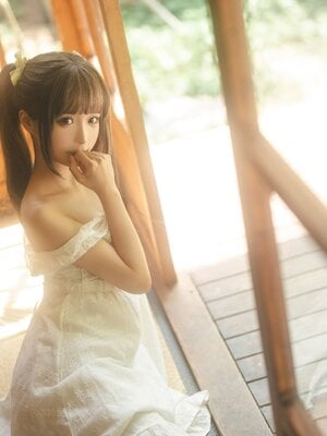 蠢沫沫 –夏白吊带_(103)