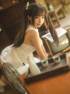 蠢沫沫 –夏白吊带_(106)