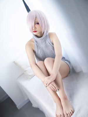 洛璃LoLiSAMA - FGO 玛修 露背毛衣_21