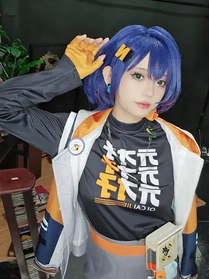 Messie Huang - Bella_60_crpf