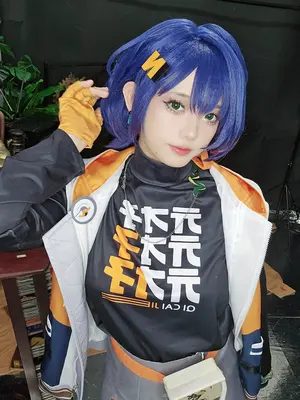 Messie Huang - Bella_64_wodw