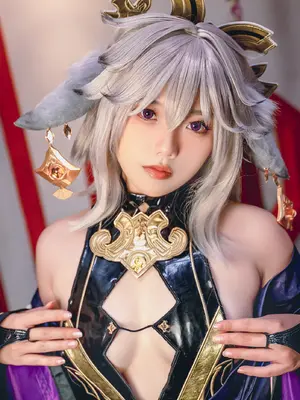 Messie Huang - Yae Alter_14_wlxa