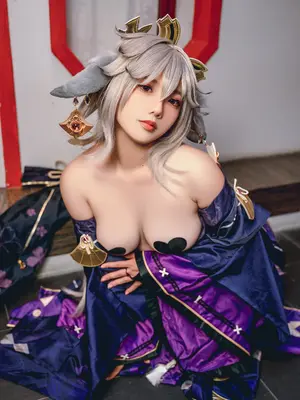 Messie Huang - Yae Alter_25_mehs