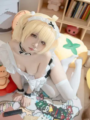 纸悦Etsu_ko - KAGUYANO 芙拉菲·奇奇 女仆_21_bwxx