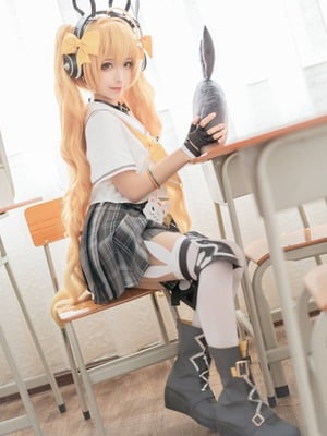 蠢沫沫 - 安琪拉_006