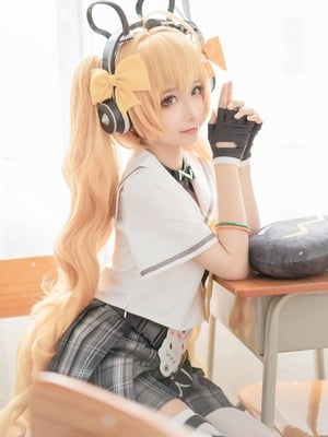 蠢沫沫 - 安琪拉_011